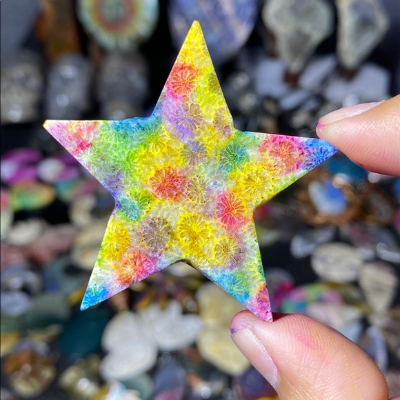 Colorful Star Pendant Necklace - Picture 2 of 2